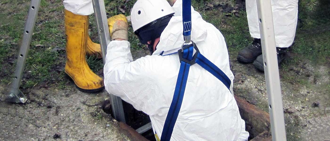Confined Spaces - Come lavorare in sicurezza e operare in caso di emergenza
